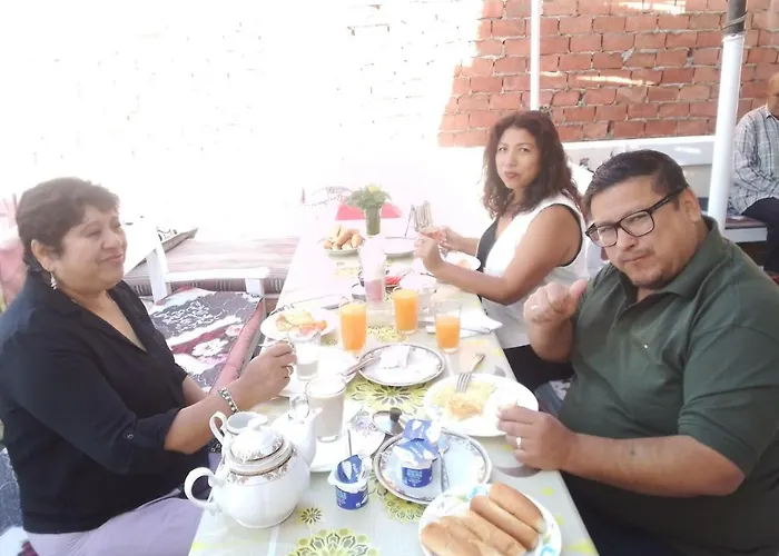 Peace&Freedom Guesthouse&Restaurant