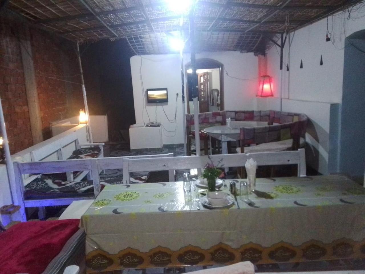 Maison d'hôtes Peace&freedom Guesthouse&restaurant Louxor