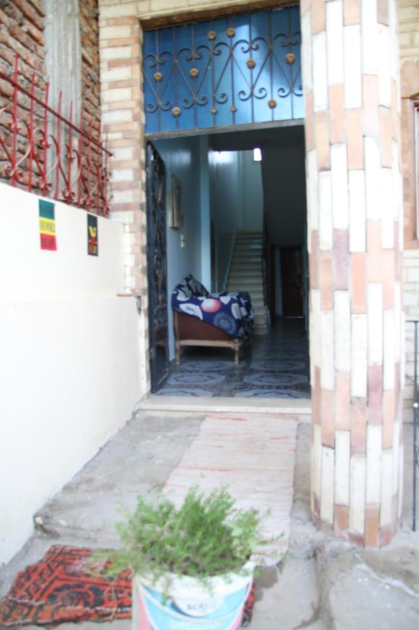 Peace&freedom Guesthouse&restaurant Louxor